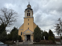  Kościół parafialny 